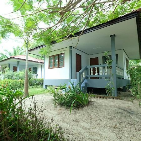 Baan Wasana Villa Lipa Noi Luaran gambar