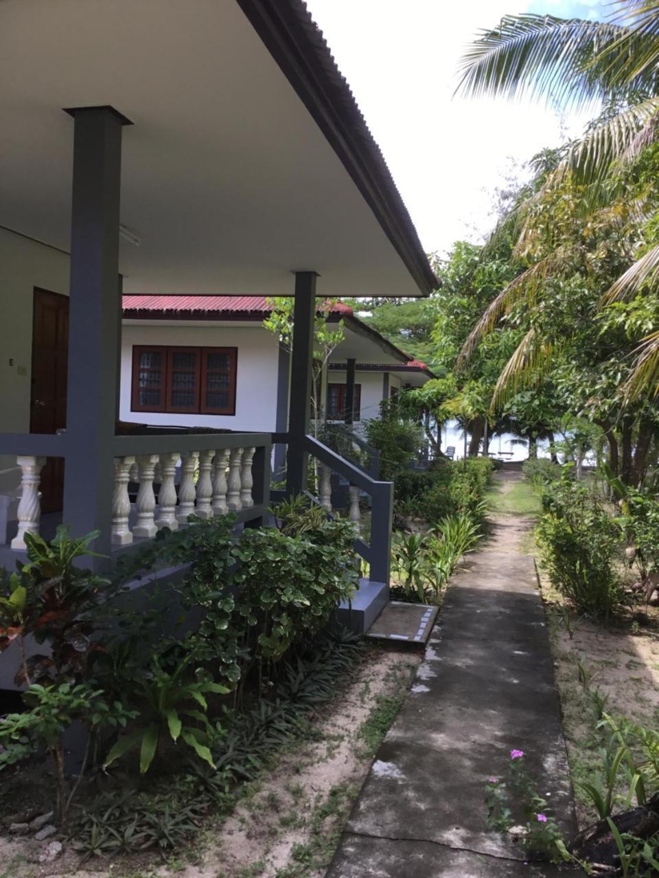Baan Wasana Villa Lipa Noi Luaran gambar